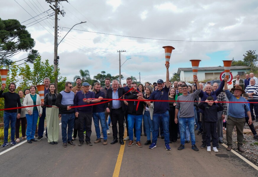 Administração Municipal inaugura pavimentação asfáltica na comunidade São Vicente