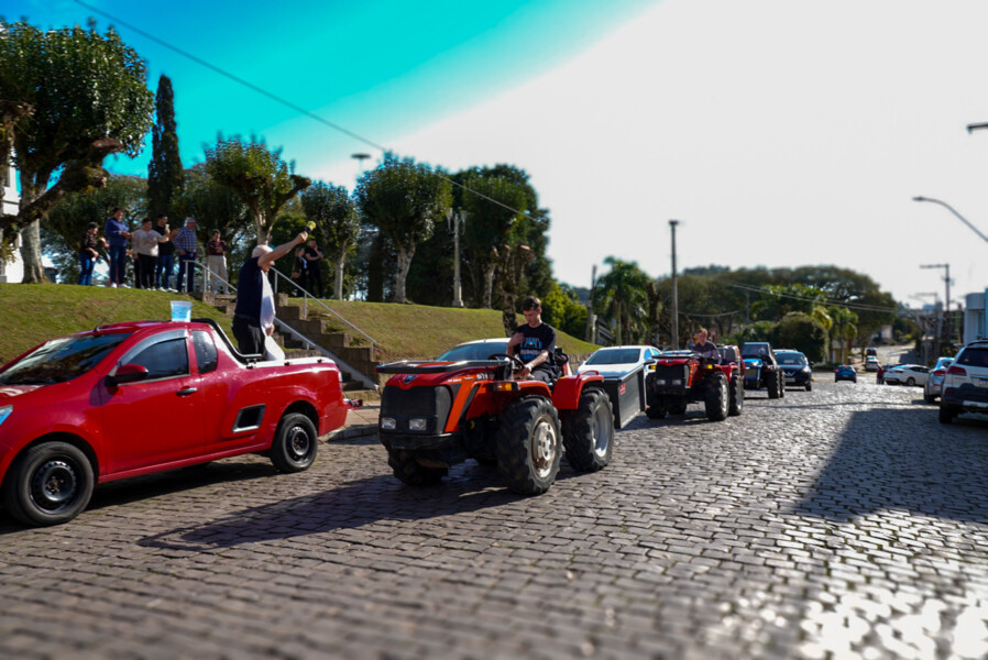 Cotiporã homenageia colonos, agricultores e motoristas em programação tradicional